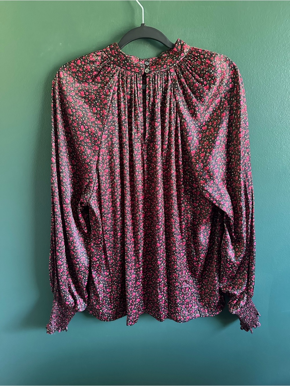GAP Burgundy and Black Floral Pintuck High Neck Blouse Size L Tall